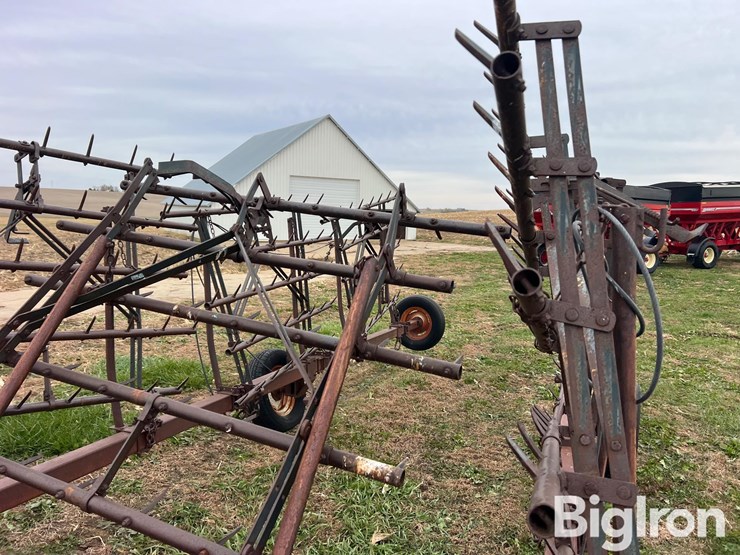 lindsay-7-section-spike-tooth-harrow-image-11