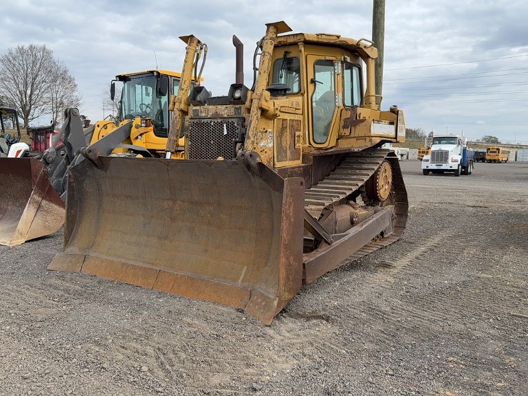caterpillar-d6h-xl-image-1
