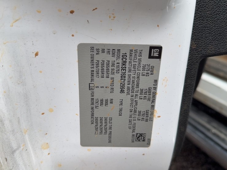 #3018-•-2013-chevy-silverado-pickup-truck-image-22