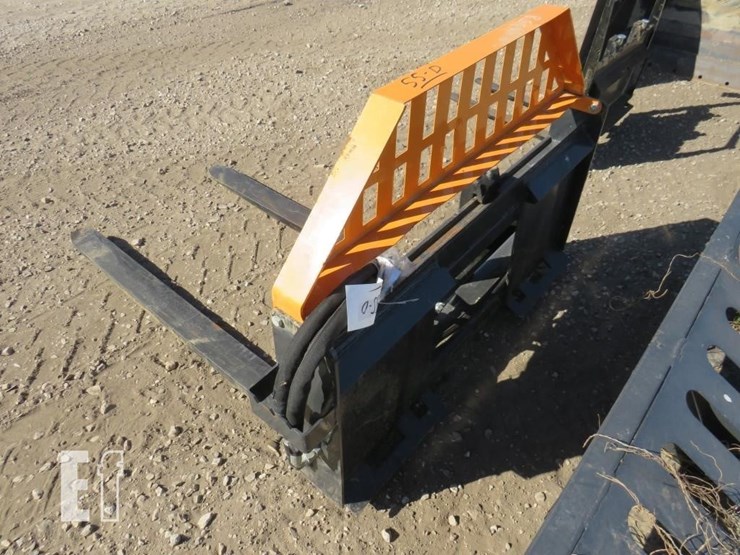 set-of-hydralic-skid-loader-forks-image-1