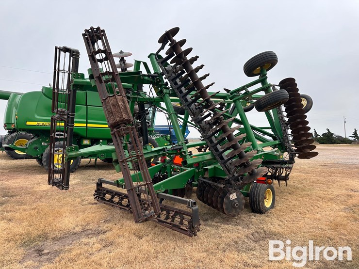 2013-john-deere-2623vt-image-5