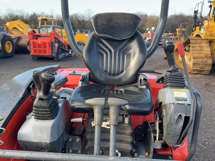 kubota-kx71-3s-image-15