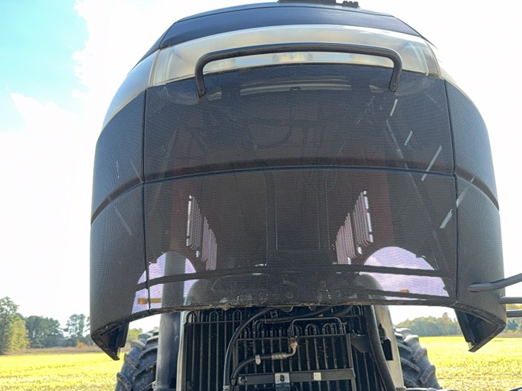 case-ih-magnum-335-image-91