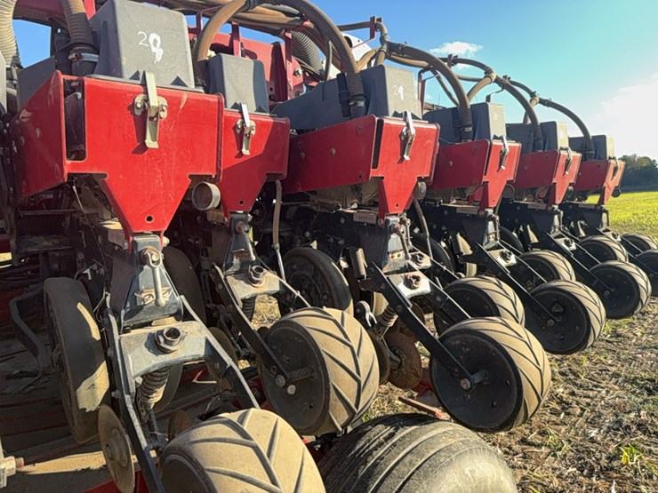 case-ih-1200-image-62