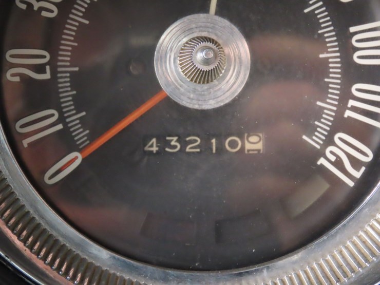 1965-oldsmobile-98-convertible-image-19