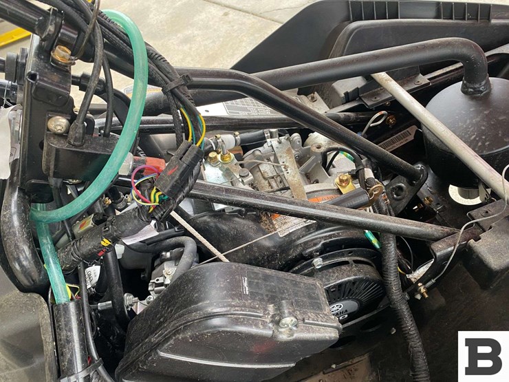 2020-arctic-cat-zr-200-es-snowmobile-image-17