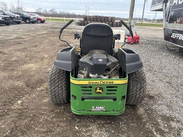 john-deere-m-image-3