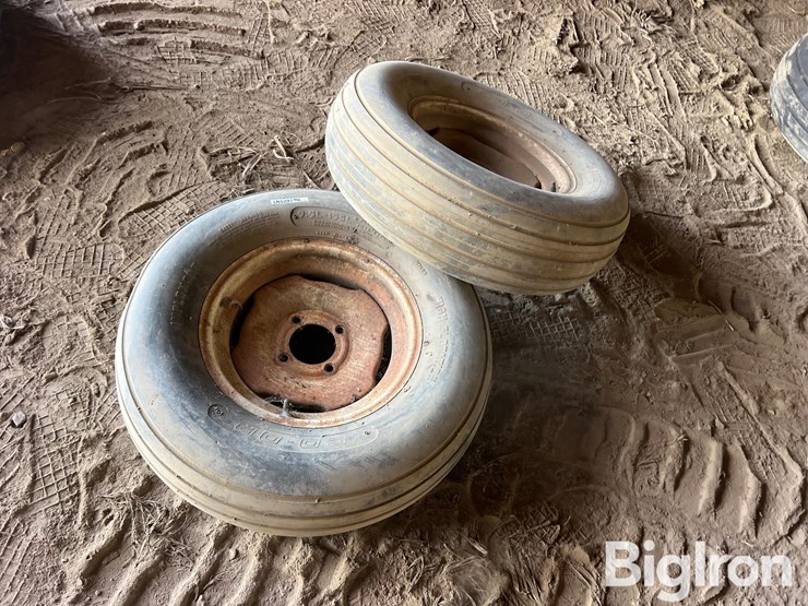 implement-9.5-15sl-tires-&-rims-image-3