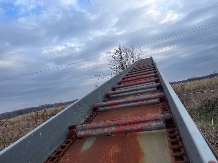 #1068-•-little-giant-elevator-image-10