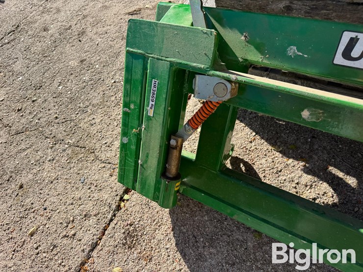 mds-5219g-euro-unitach-loader-to-skid-steer-adapter-plate-image-8