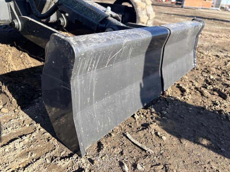 2022-bobcat-e10e-hydraulic-excavator-image-10