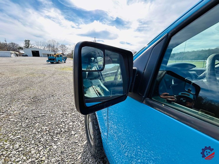 2013-ford-f150-xl-image-22