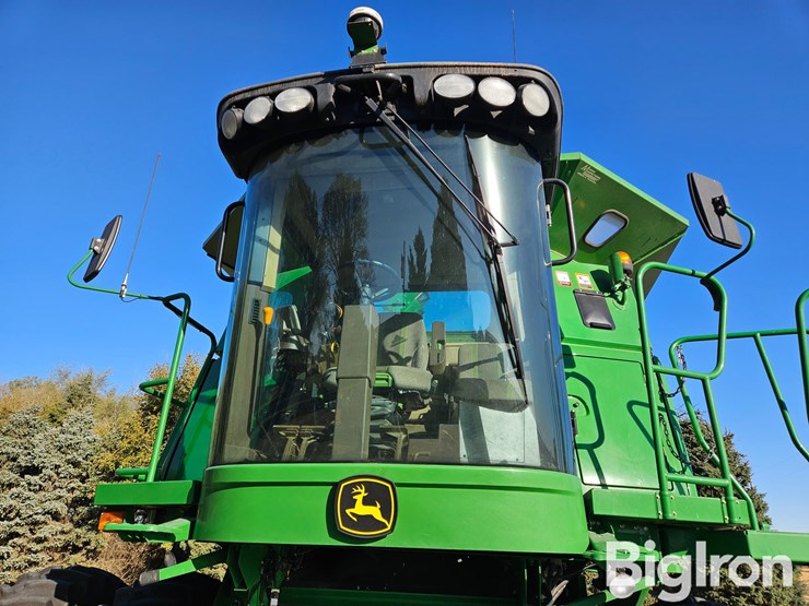 2010-john-deere-9570-sts-image-11