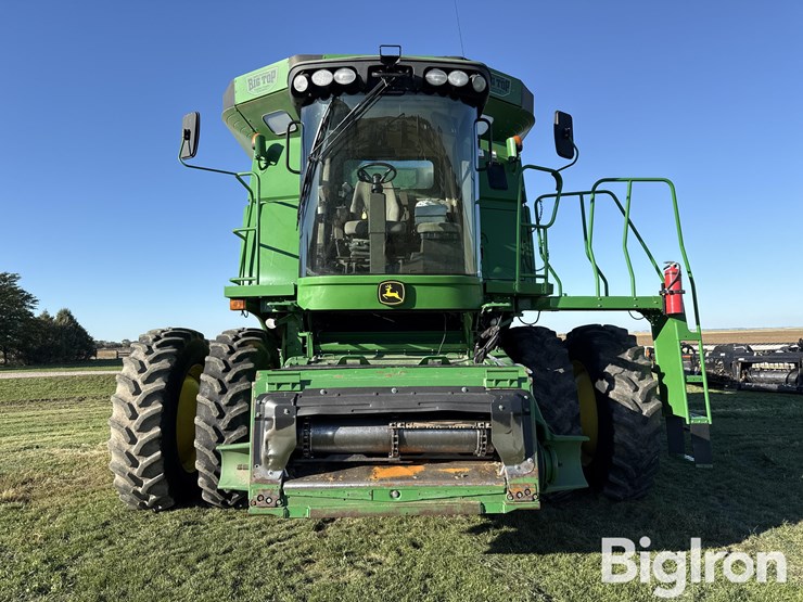2011-john-deere-9770-sts-image-2