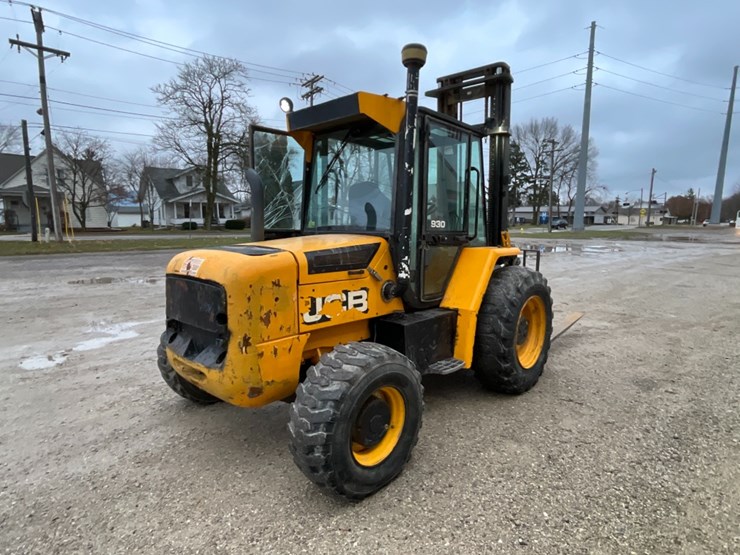2015-jcb-930-image-12