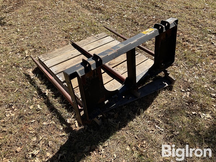 hla-te50bo500-bale-spear-skid-steer-attachment-image-7