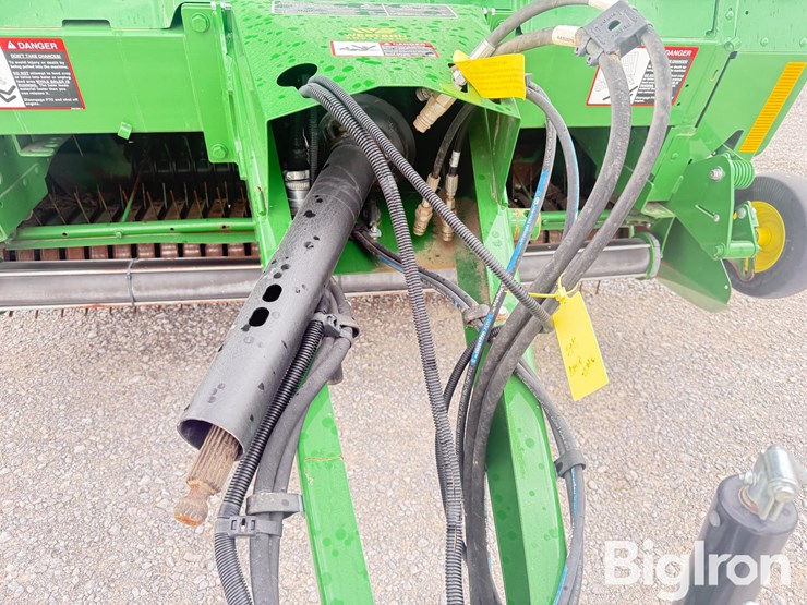 2022-john-deere-560r-image-11