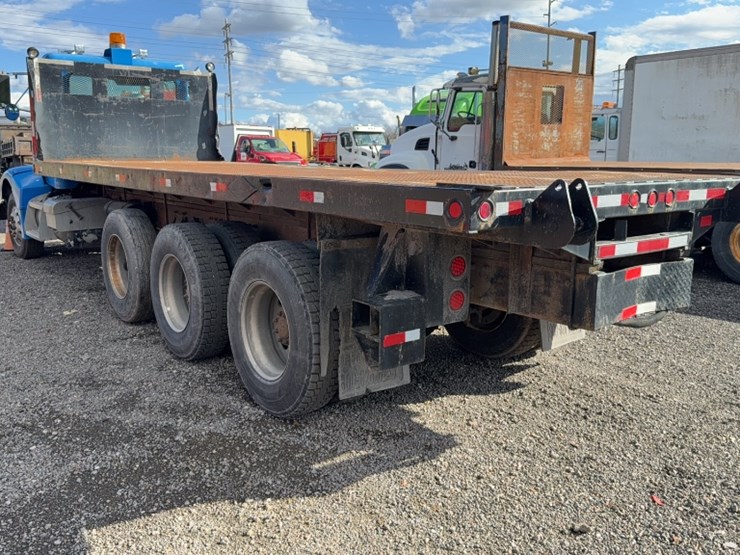 2004-caterpillar-c12-image-10