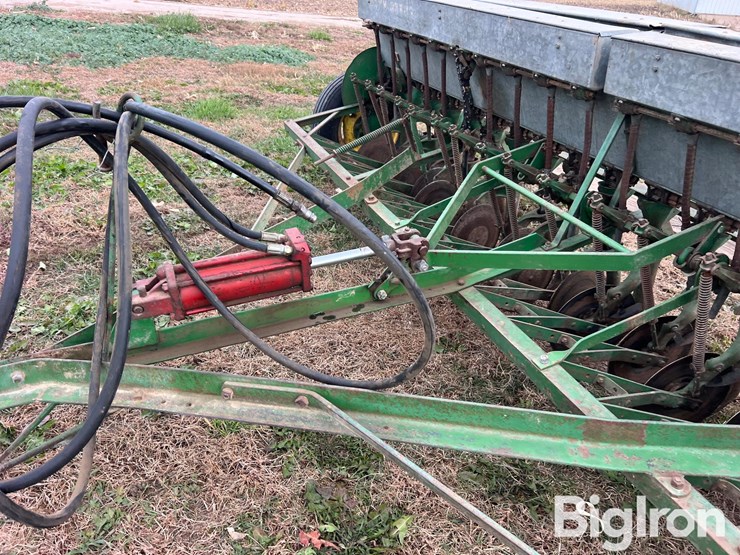 john-deere-b-image-10