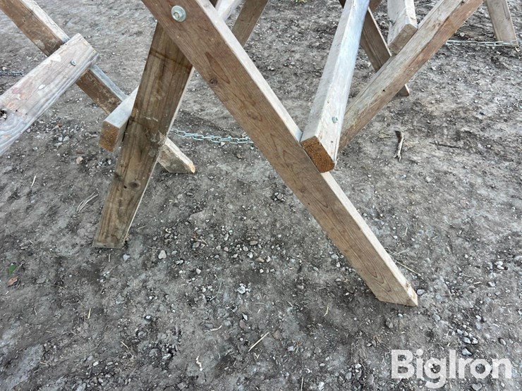 folding-sawhorses-image-11