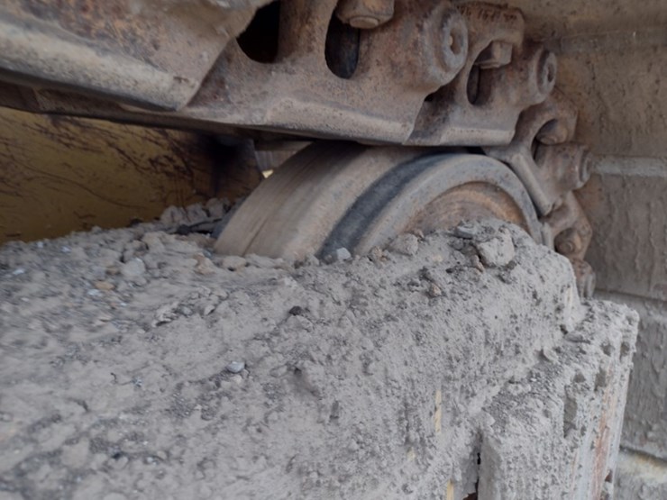 caterpillar-14-image-29