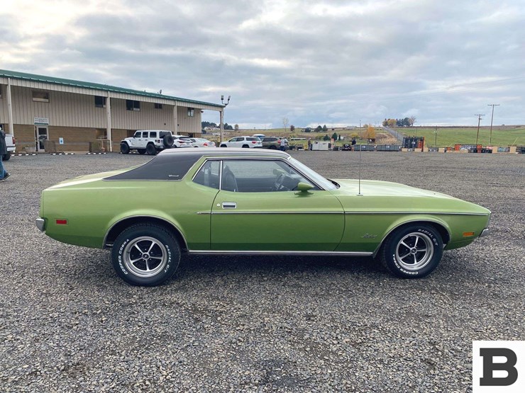 1972-ford-mustang-grande-hardtop-image-6