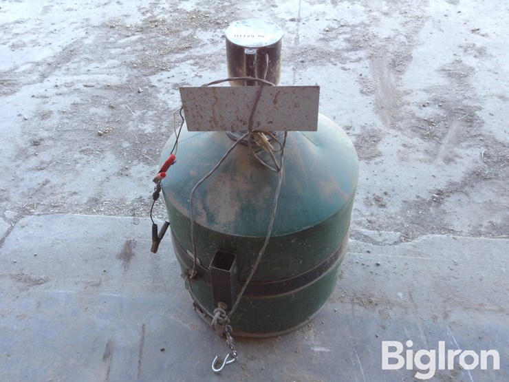 12v-seeder/spreader-image-4