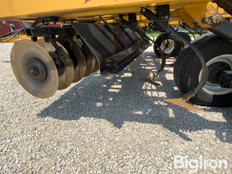 2010-landoll-876-35-image-17