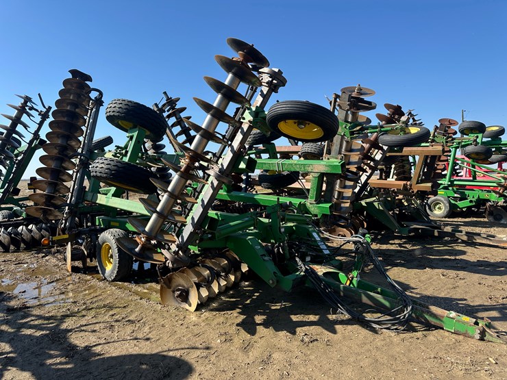 john-deere-26-image-2