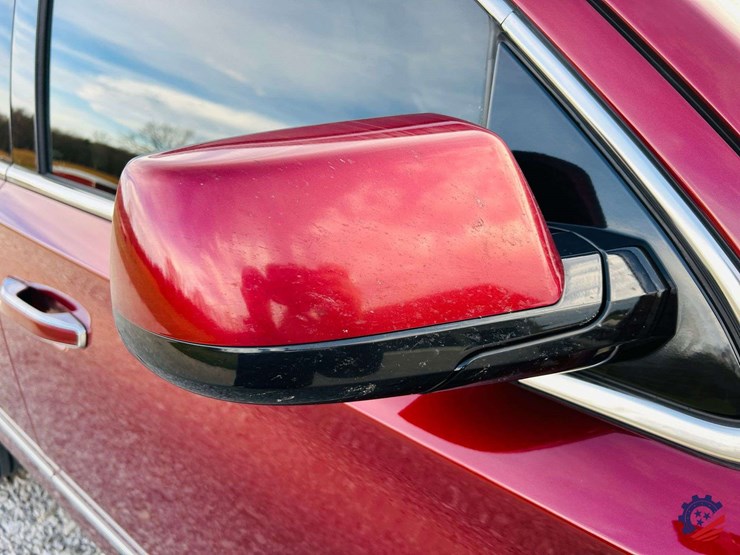 2018-gmc-yukon-denali-image-38