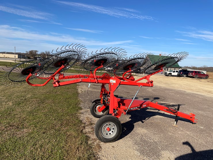 #1463-•-(8)-wheel-kuhn-speedrake-image-4