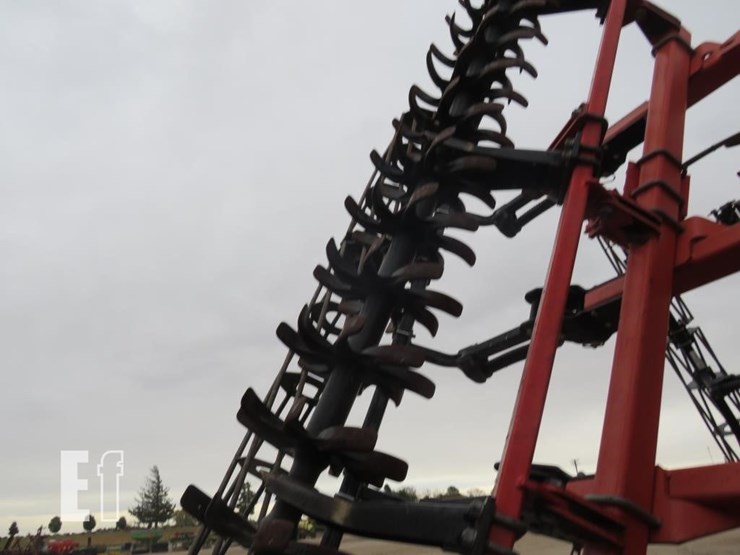 2012-kuhn-krause-8000-30-image-6