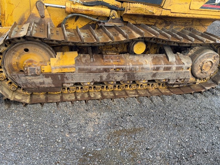 caterpillar-d5g-xl-image-11