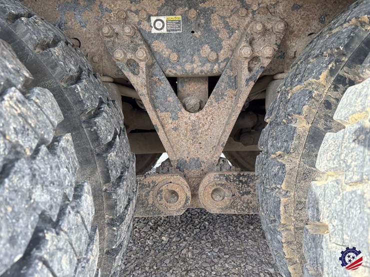 2009-kenworth-t800-image-16