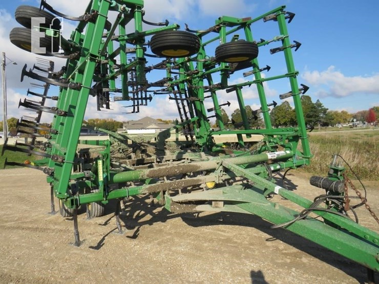 2008-john-deere-2210-image-4