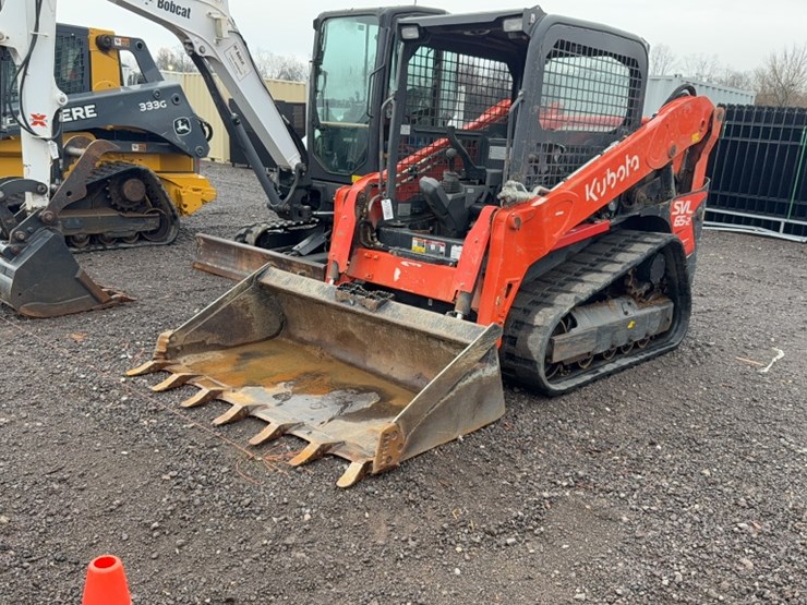 kubota-svl65-2-image-1