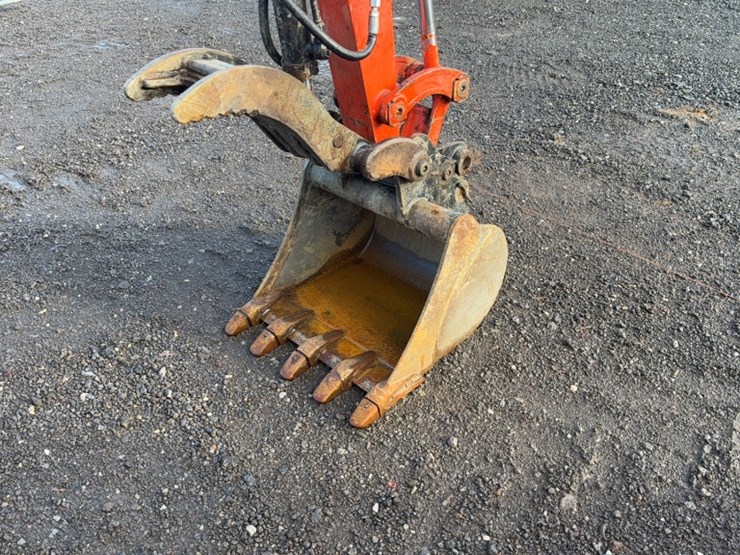 kubota-kx71-3s-image-5