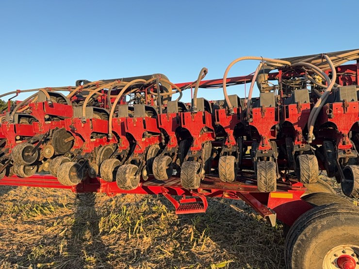 case-ih-1240-image-142