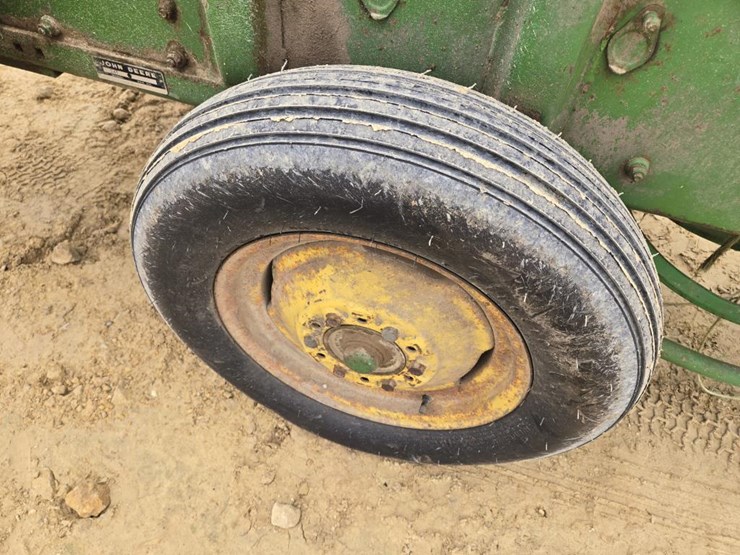 john-deere-24t-image-5