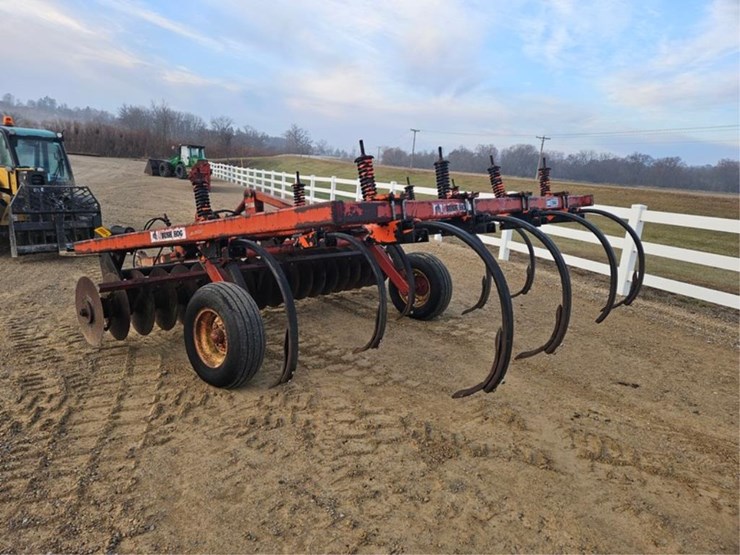 bush-hog-1560-image-3