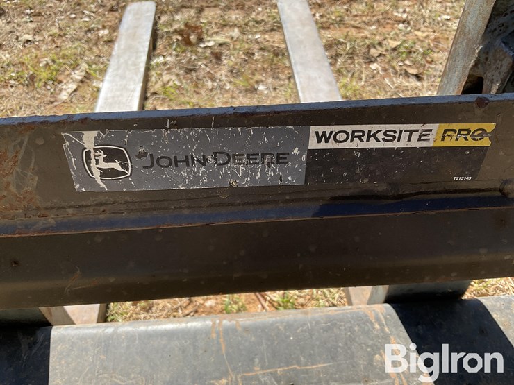 john-deere-worksite-pro-pallet-fork-skid-steer-attachment-image-14