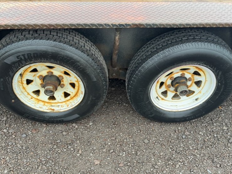 #3066-•-1996-cronkite-16'-bumper-pull-trailer-image-3