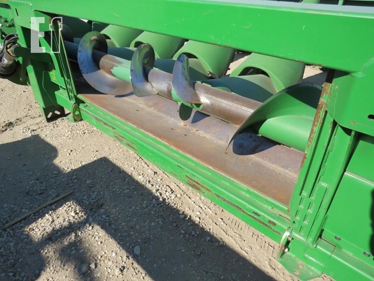 2009-john-deere-608c-image-15