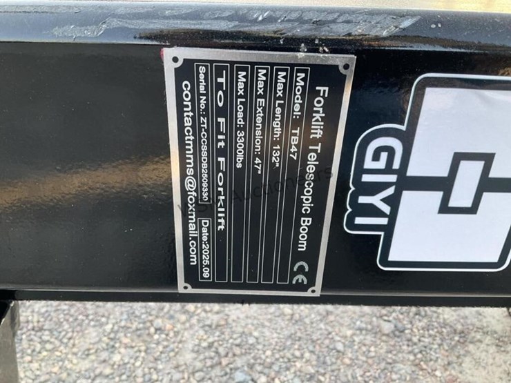 2025-giyi-tb47-telescopic-boom-for-forklift-image-6