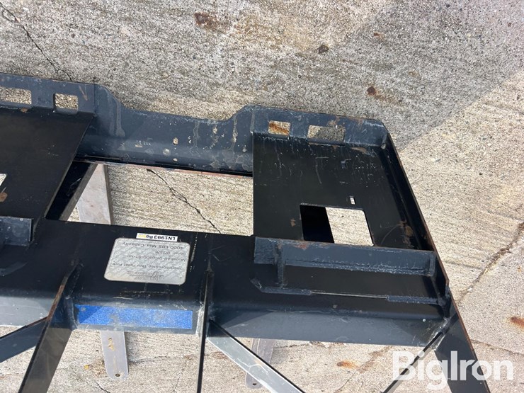 accessories-unlimited-llc-au-01-0500-st-np-step-thru-pallet-fork-image-13