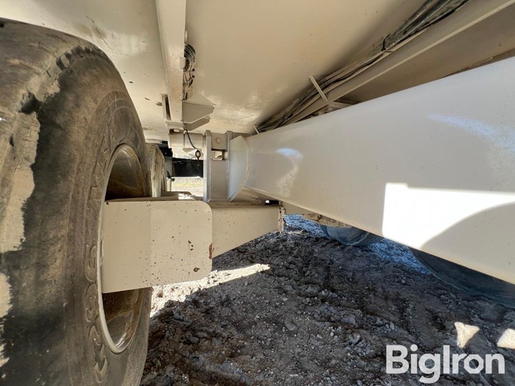 kuhn-knight-vertical-maxx-vtc280-tmr-mixer-wagon-image-18