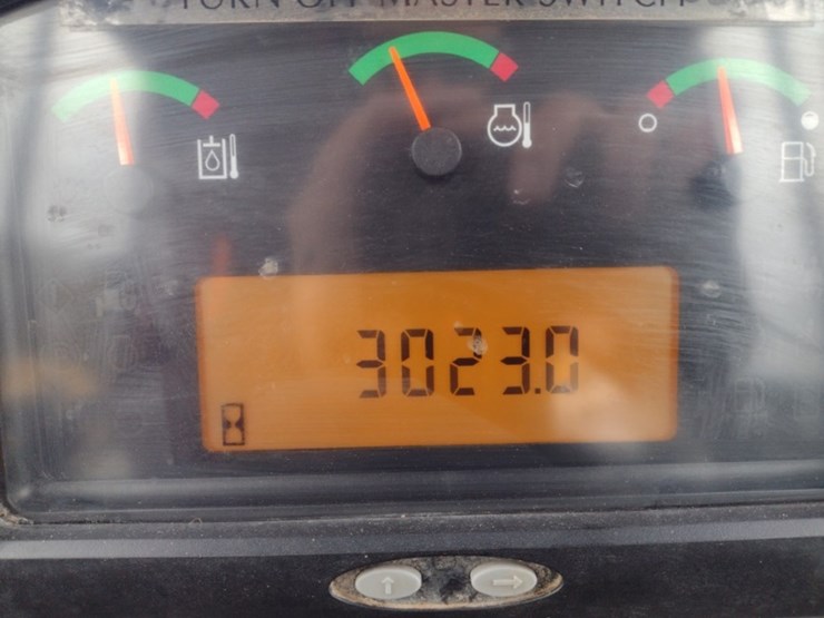 caterpillar-14-image-7