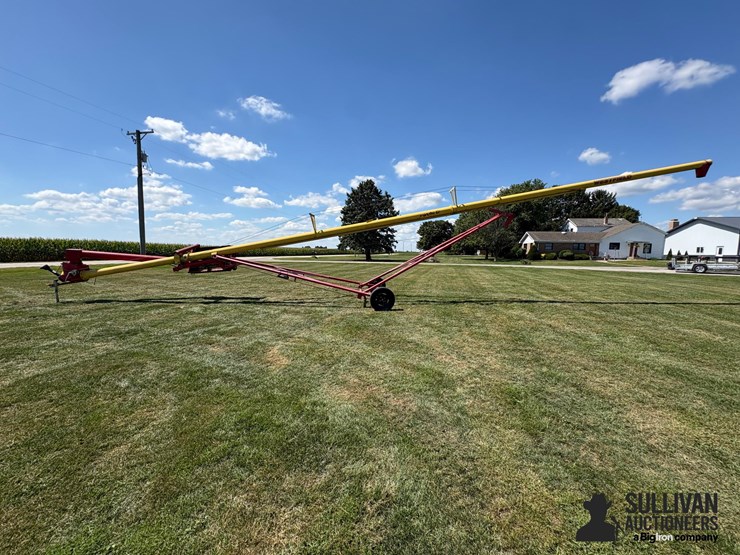 westfield-mk80-61-8"x61'-swing-away-auger-image-8