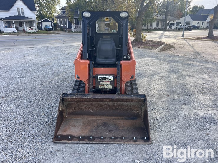 2019-gehl-rt105-image-2