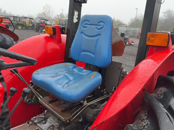 massey-ferguson-245-image-17